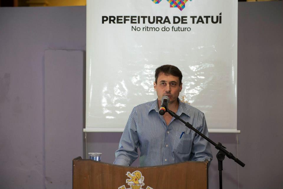 32589_531353363582809_1032224487_n