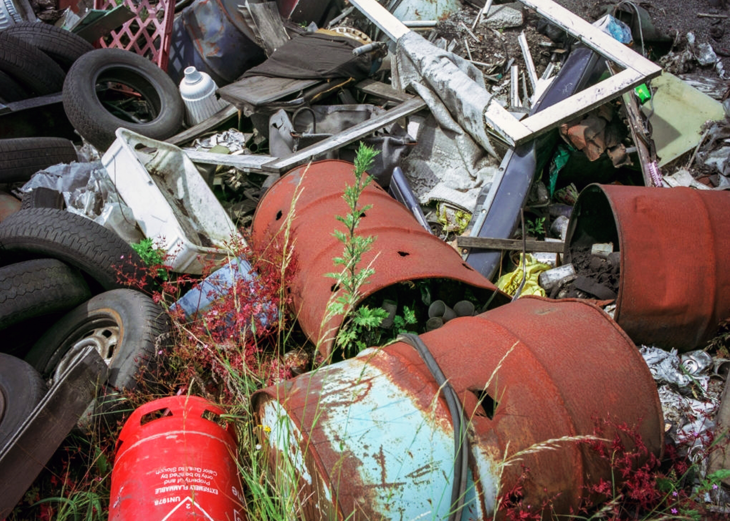 Marquinho quer operação de retirada de entulho para toda a cidade